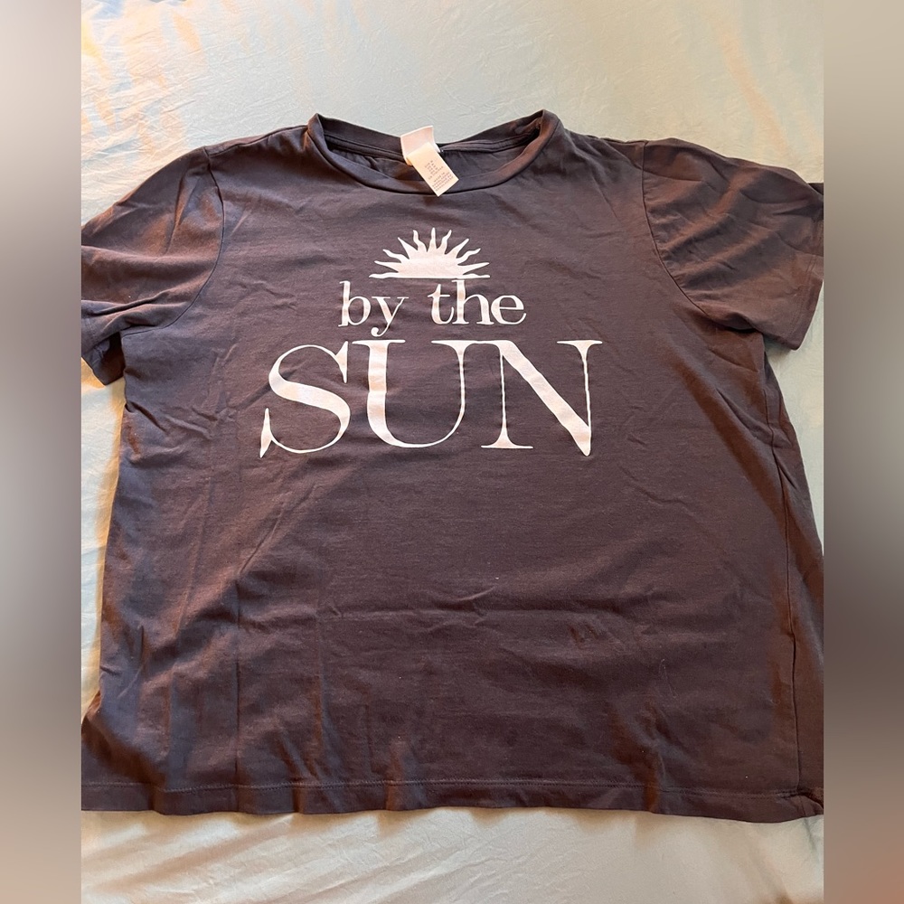 H&M tee shirt
